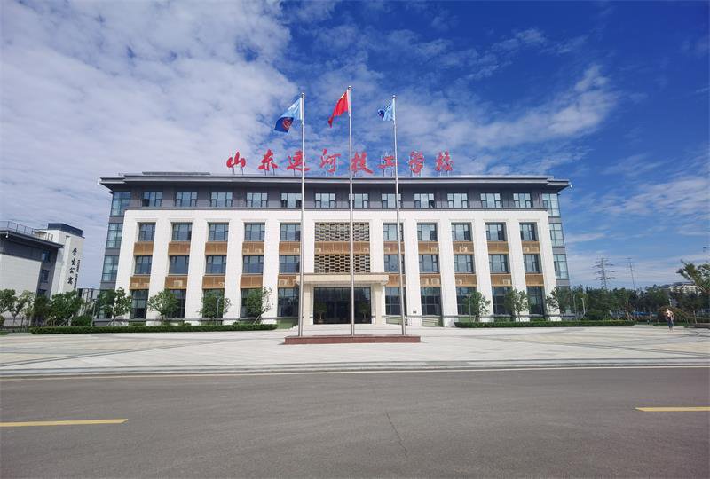 【运河职专】安全就是生命——平安校园安全倡议书(图1) 【运河职专】安全就是生命——平安校园安全倡议书(图1)